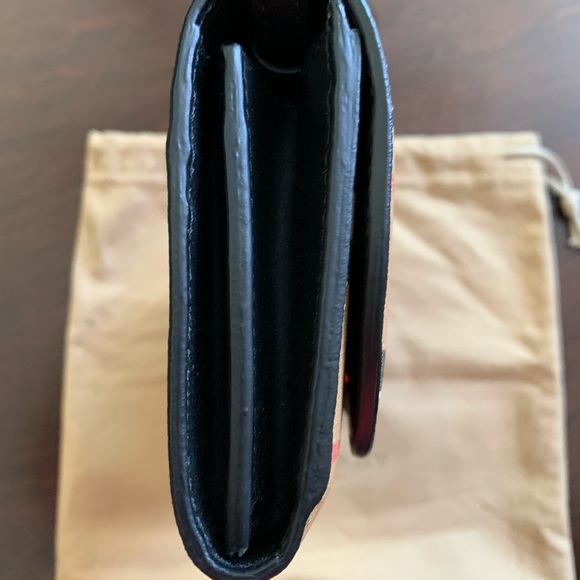 Burberry authentic crossbody - Picture 5 of 5